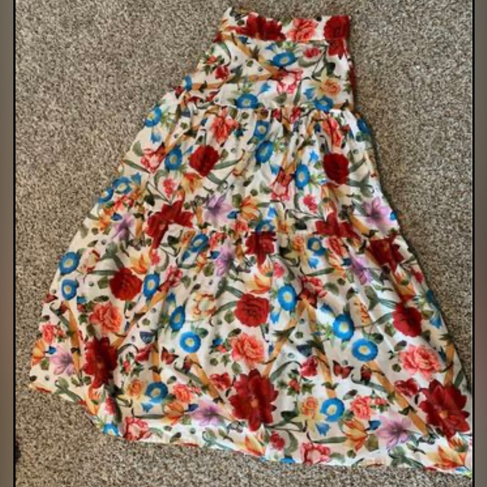 Floral maxi skirt